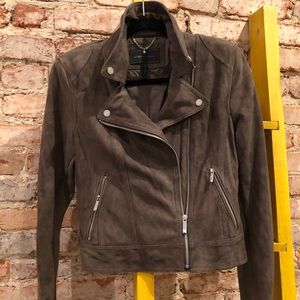 Suede jacket with fringe